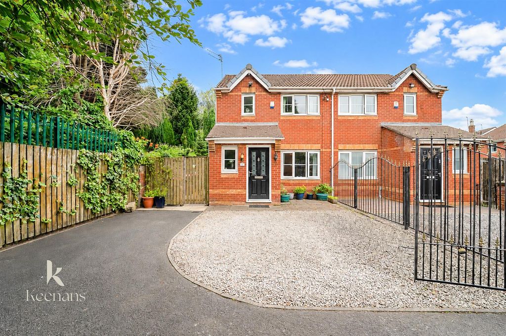 Property photo 1 of 27 4-19.Jpg