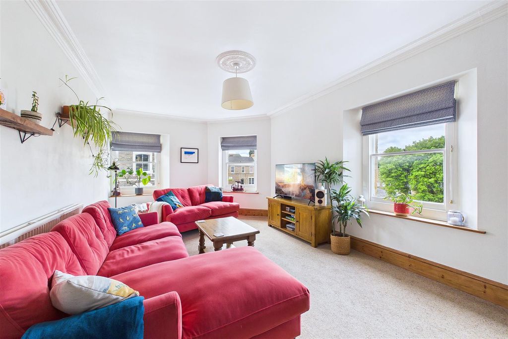 Additional image 10 of 3 bed flat for saleGardens Road, Clevedon BS21