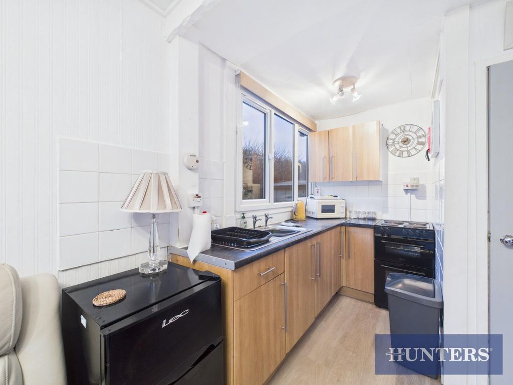 Property photo 3 of 9 Cam01494G0-Pr0480-Still007.Jpg