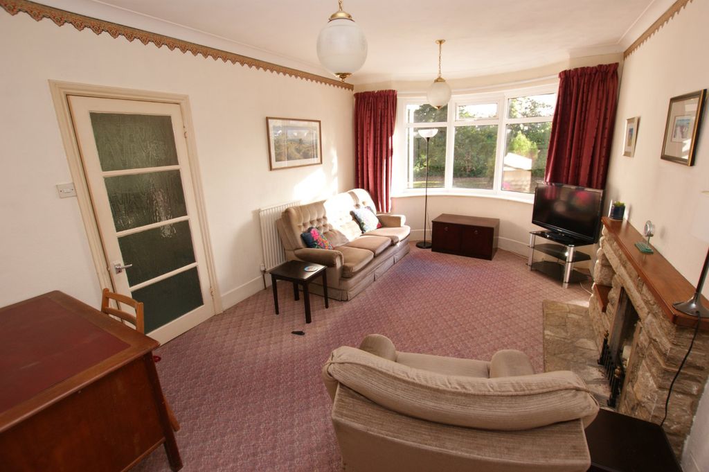 Property photo 2 of 15 Picture No. 27