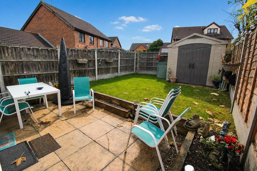 Property photo 3 of 13 Garden.Png