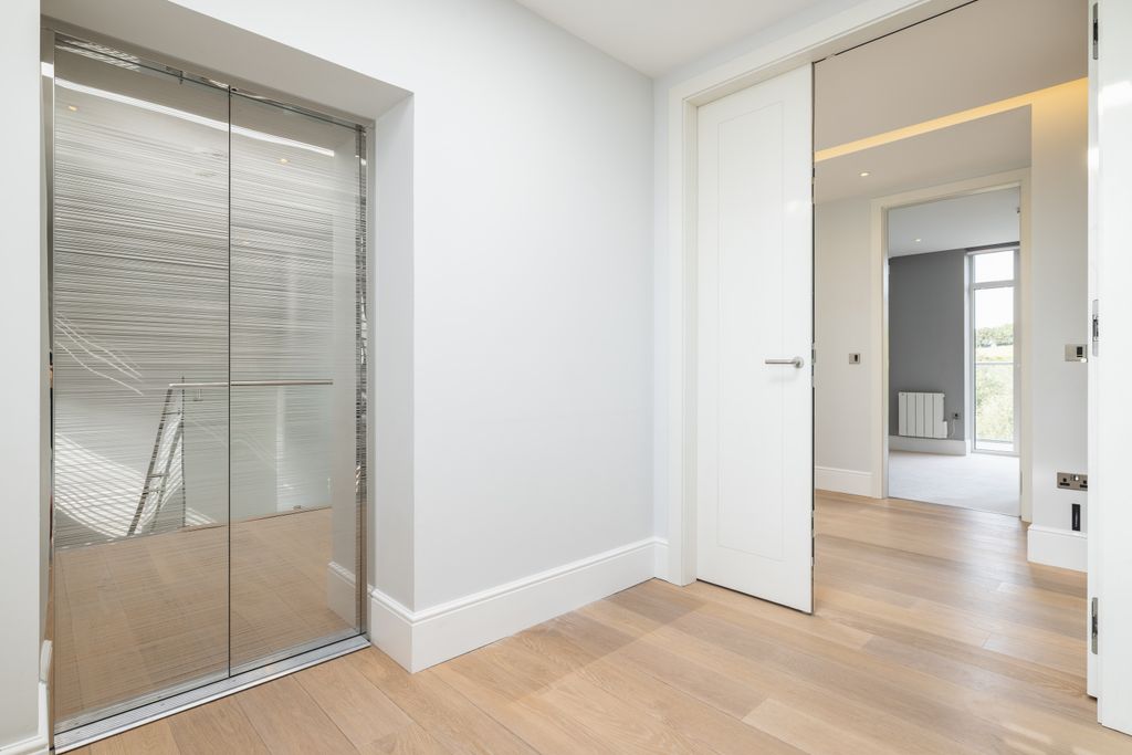 Additional image 8 of 3 bed flat to rentLe Mont De La Rocque, St. Brelade, Jersey JE3