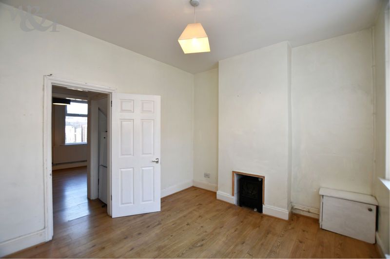 Property photo 2 of 19 Photo 16