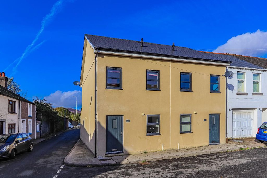 Property photo 1 of 20 Ivy Cottage 1-1.Jpg