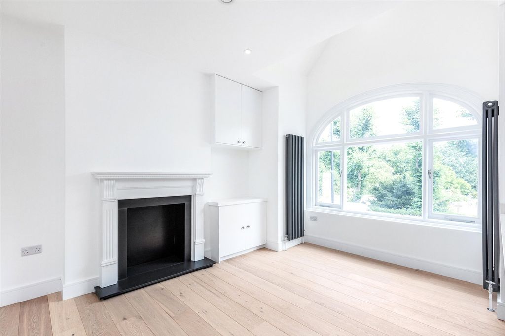 Property photo 3 of 18 Picture No. 03