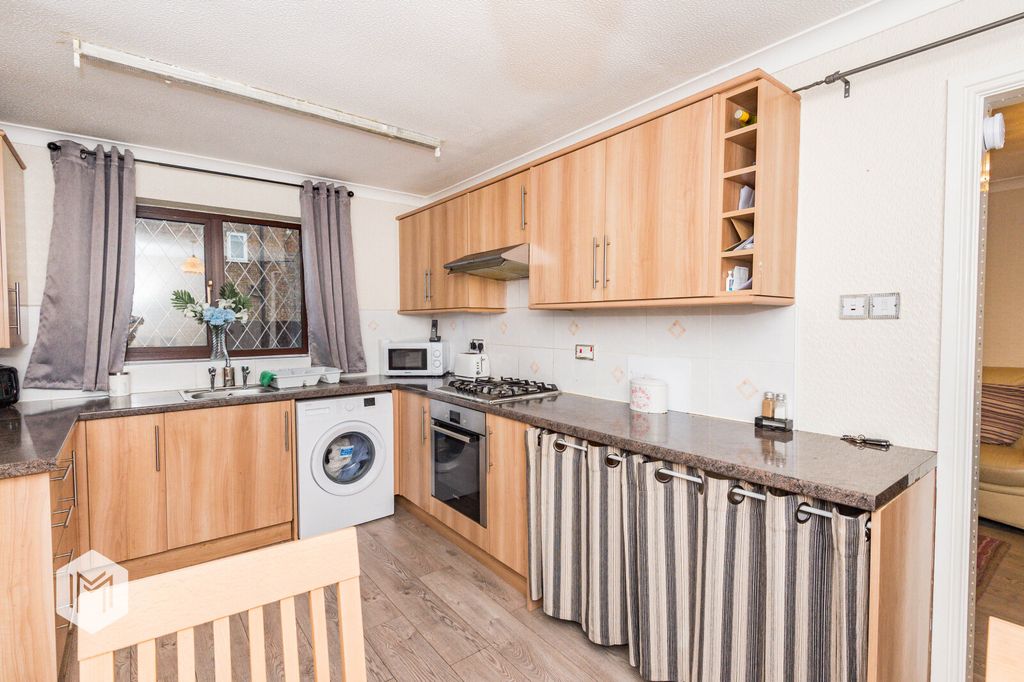 Property photo 2 of 18 Picture No. 06