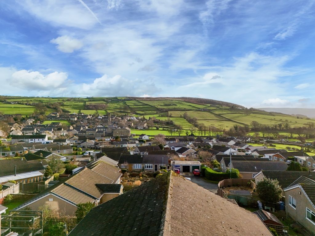 Property photo 3 of 23 Views