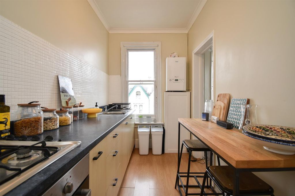 Property photo 3 of 15 Kitchen