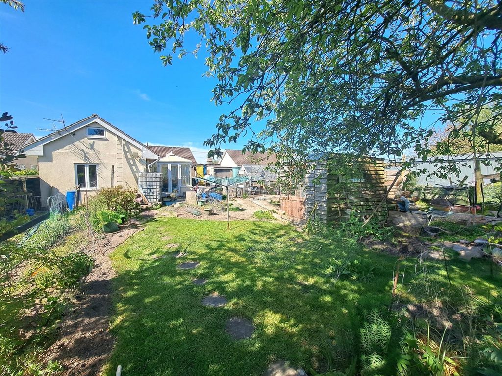 Property photo 2 of 32 Picture No. 47