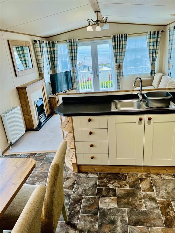 Property photo 1 of 36 Lounge With Stunning Sea Views