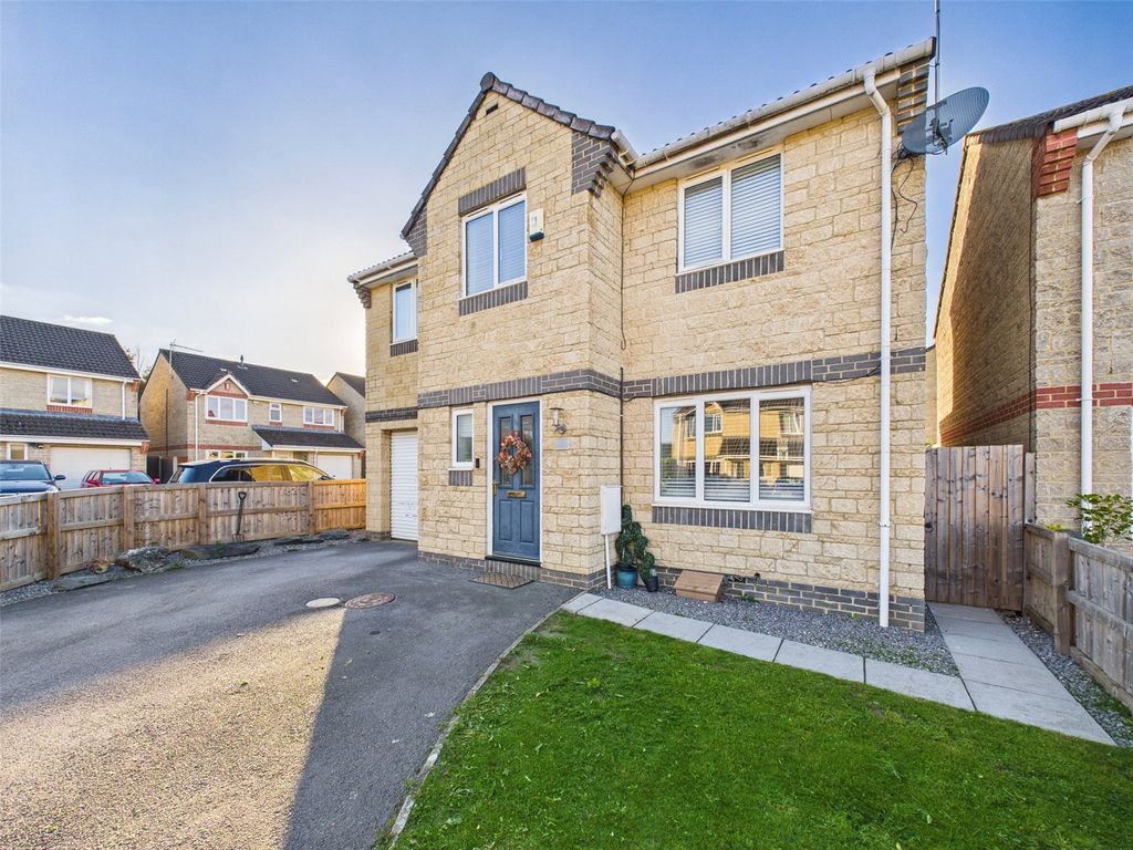 Property photo 1 of 16 Picture No. 11