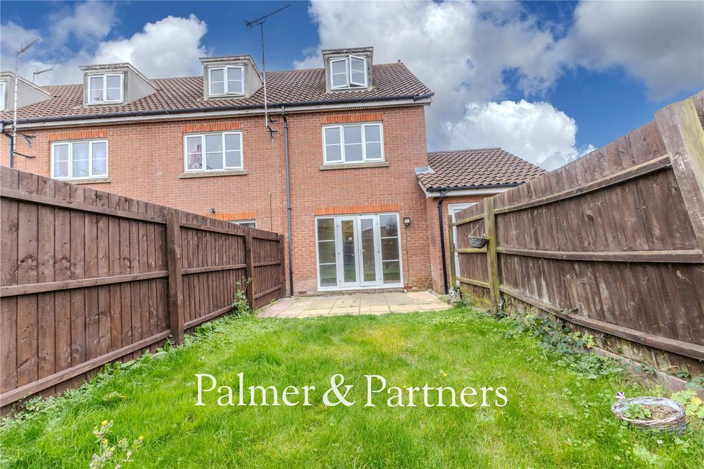 Property photo 2 of 11 Picture No. 23