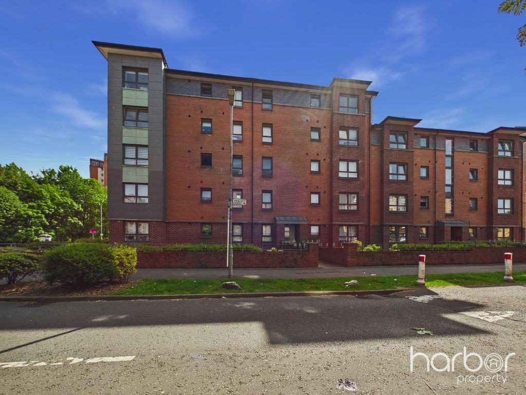 Property photo 2 of 16 5087263