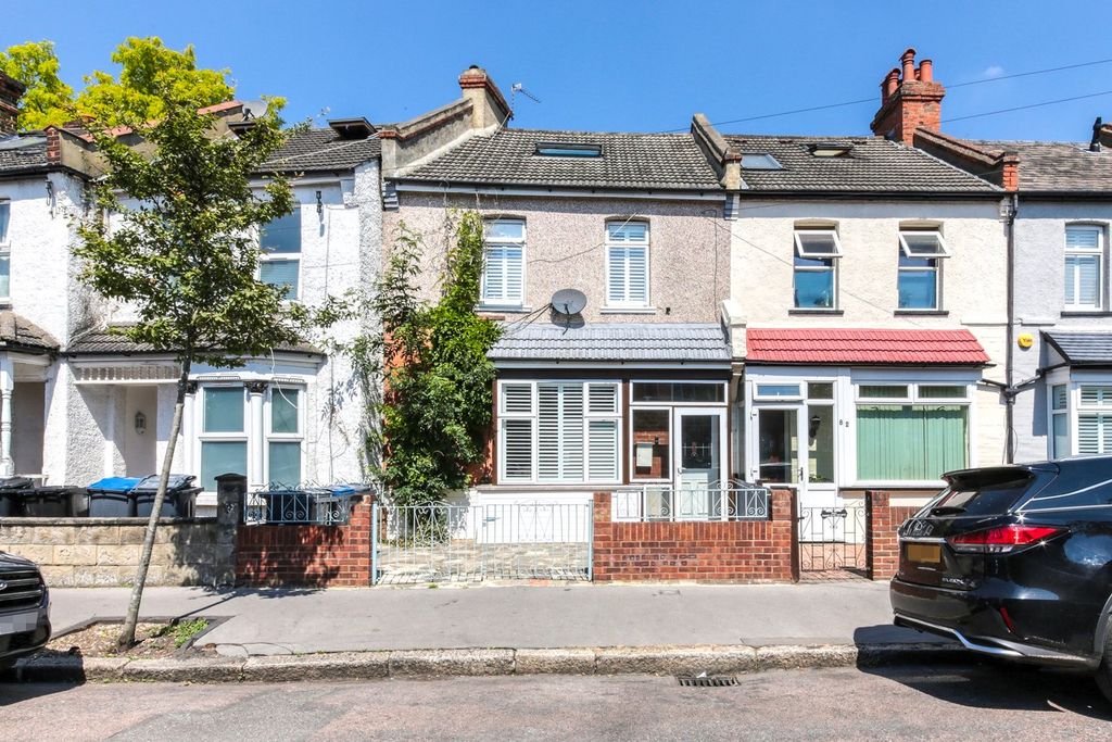 Property photo 1 of 10