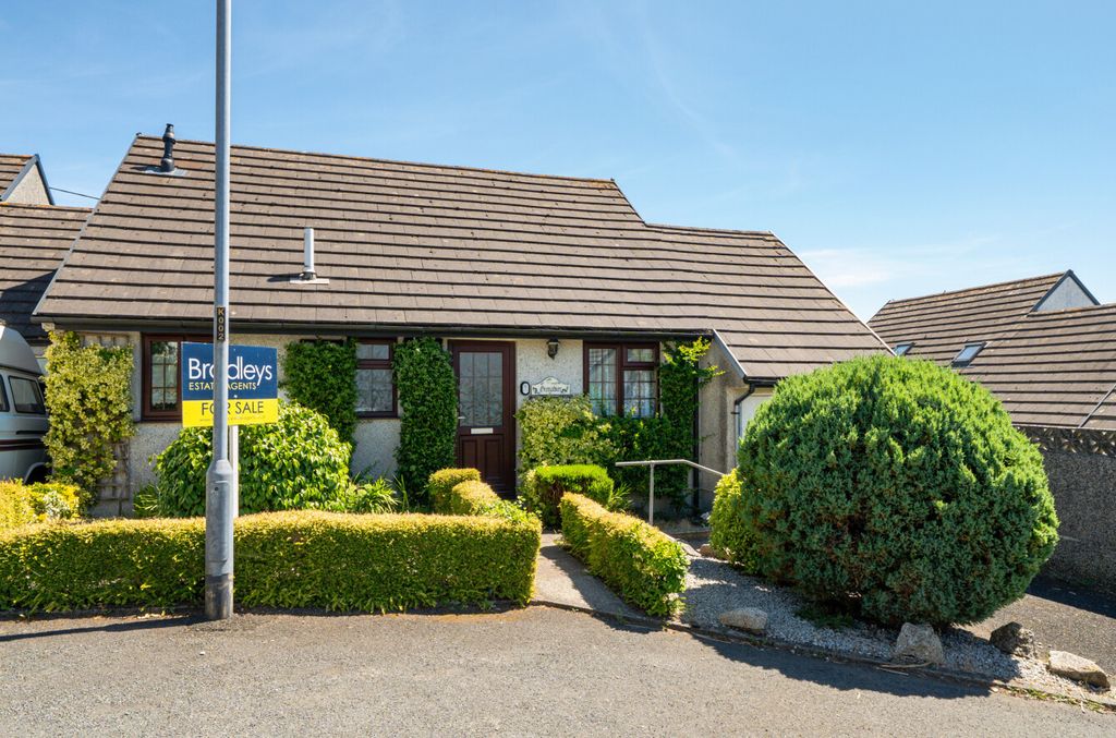 Property photo 1 of 18 1488030-18-6A4d1A...