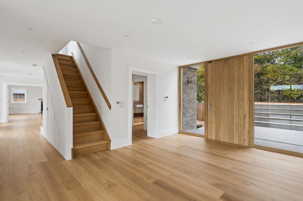 Property photo 2 of 30 Hall