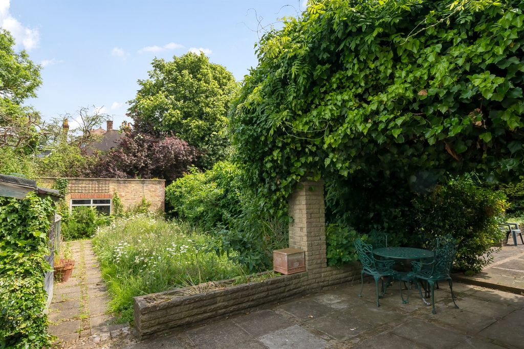 Additional image 19 of 5 bed detached house for saleWellington Road, Enfield EN1