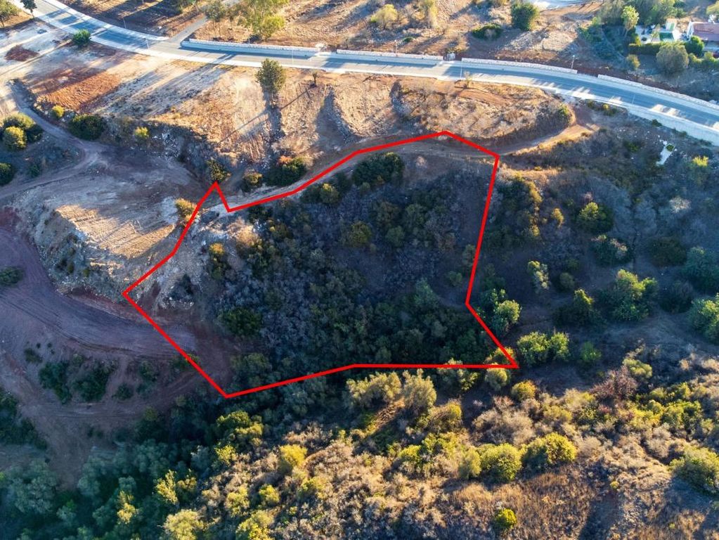 Property photo 2 of 3
