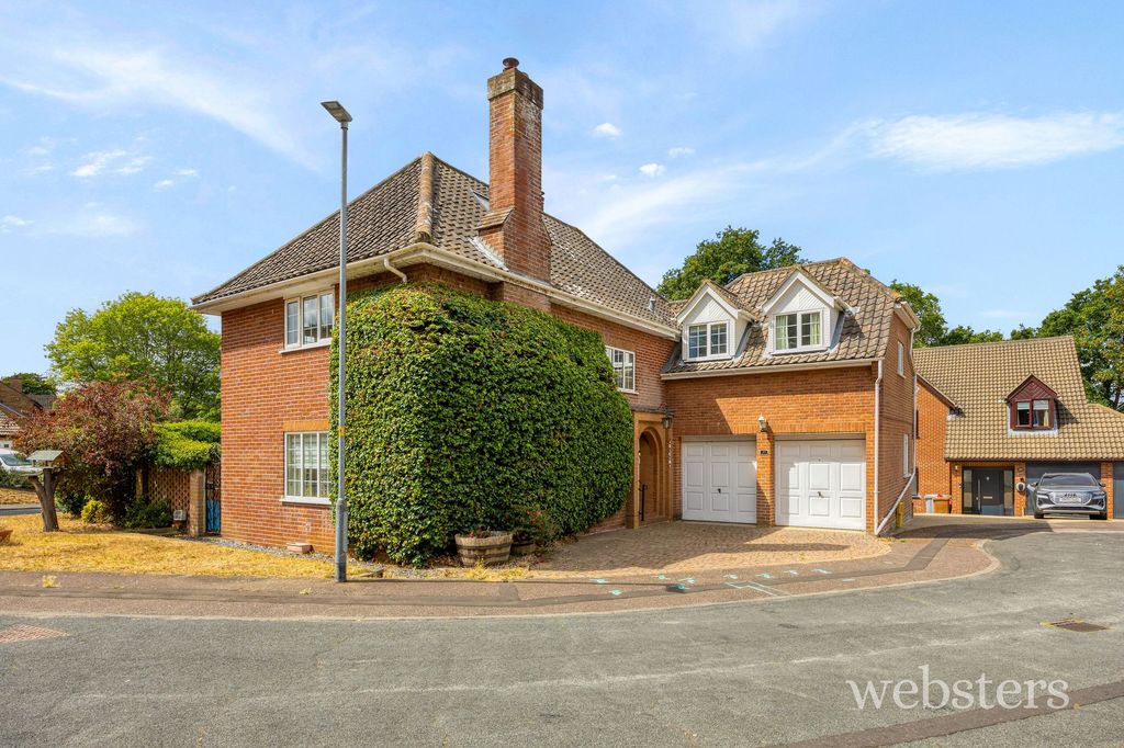 Property photo 1 of 27