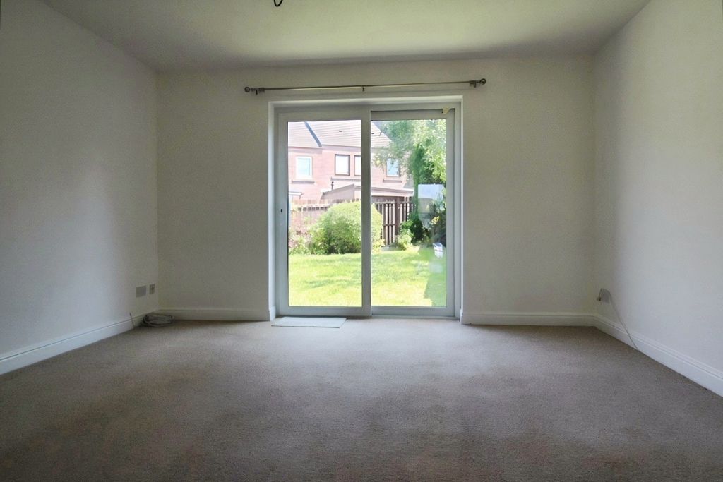 Property photo 2 of 7 Pbox-Img.Jpg