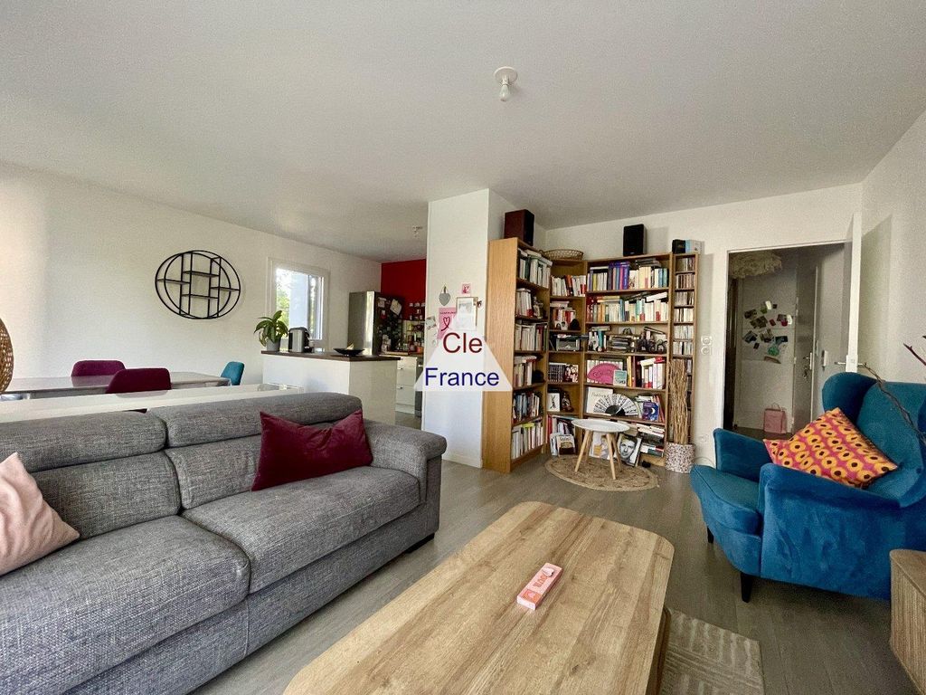 Property photo 2 of 12