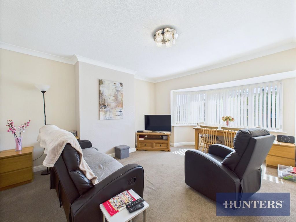 Property photo 2 of 14 Cam05333G0-Pr0129-Still007.Jpg