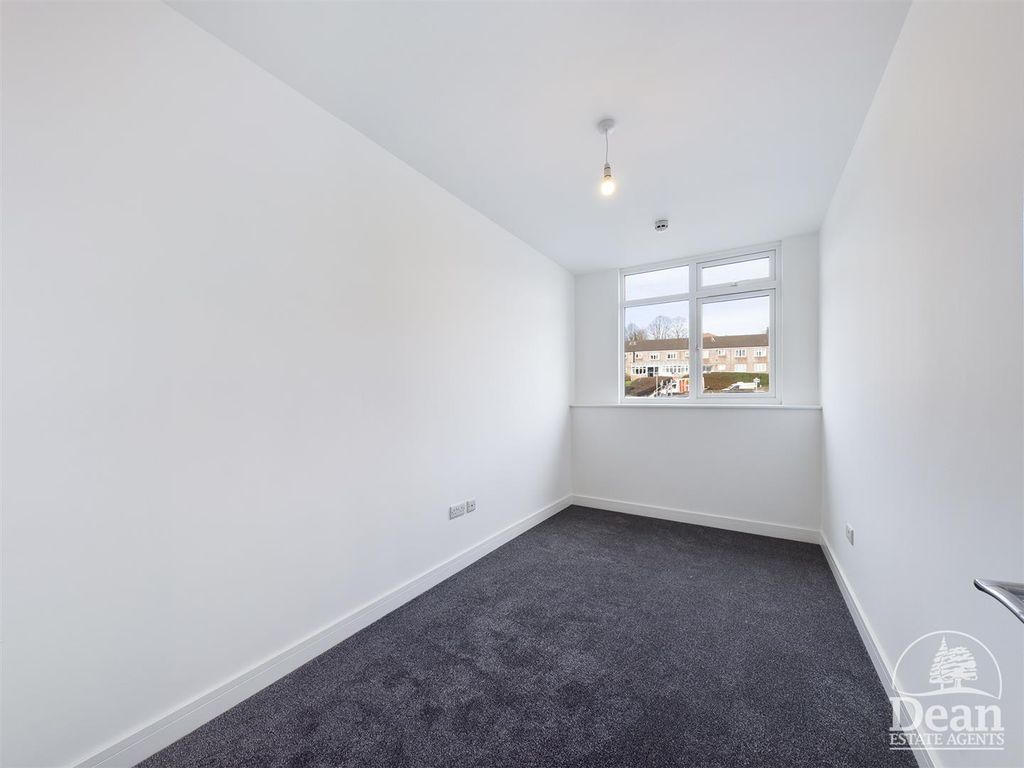 Property photo 3 of 6