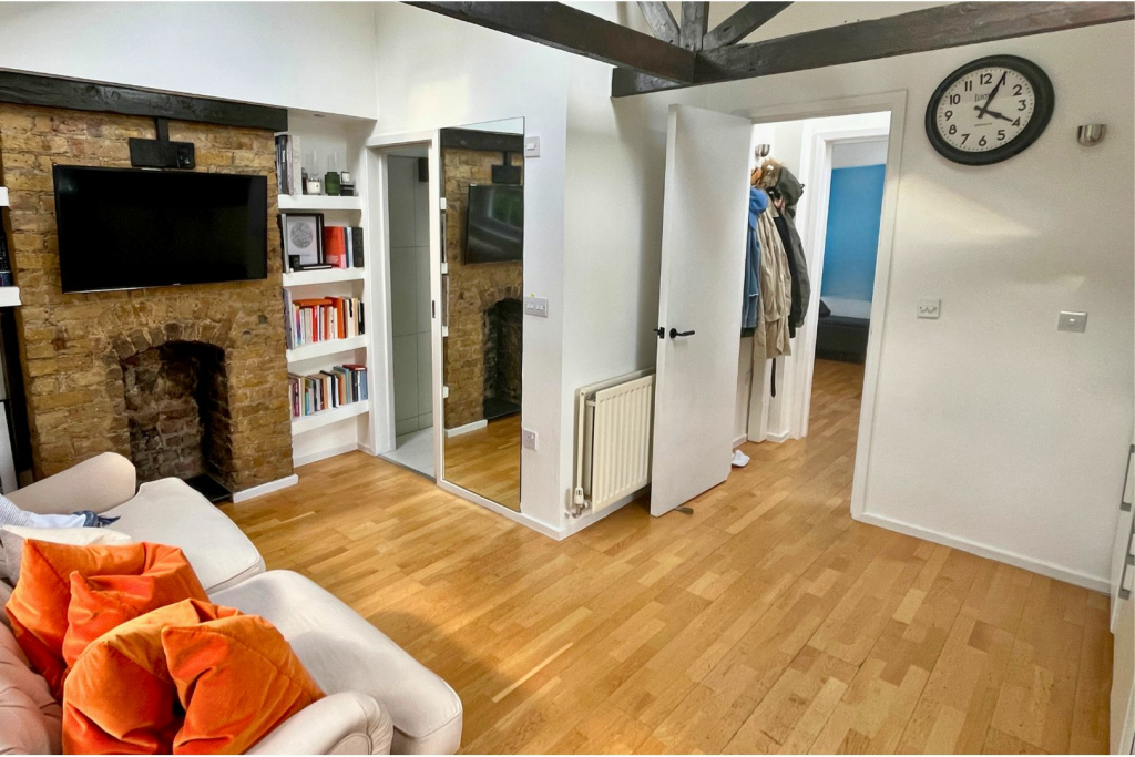 Property photo 2 of 7