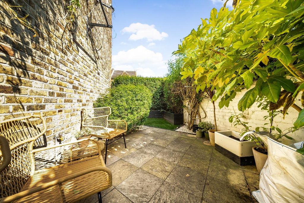 Property photo 3 of 17 1173685 (10).Jpg