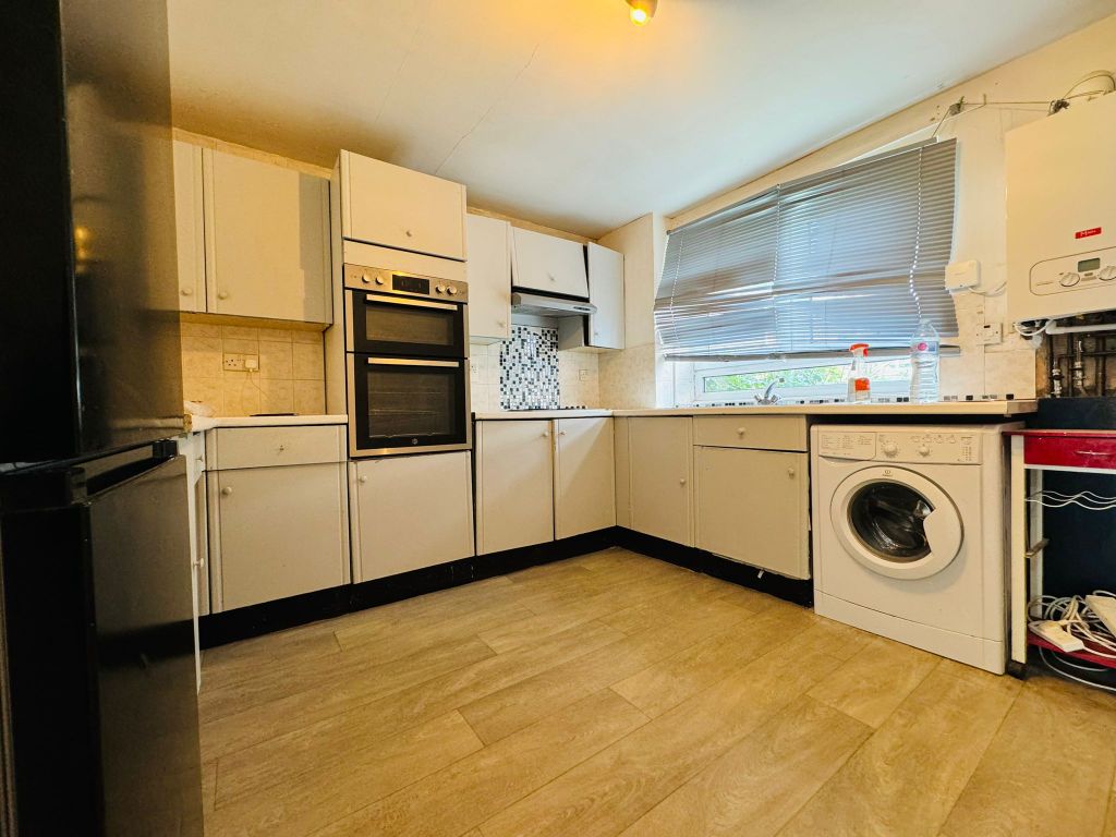 Property photo 2 of 4