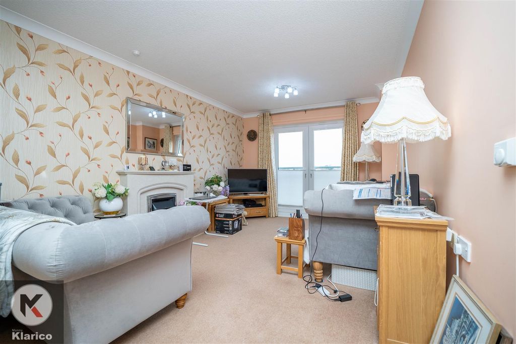 Property photo 3 of 9 Photo-5.Jpg