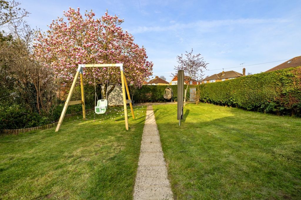 Property photo 3 of 38