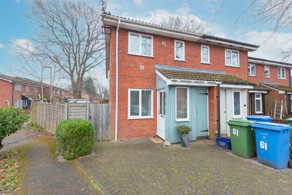Property photo 1 of 11 Photo 8