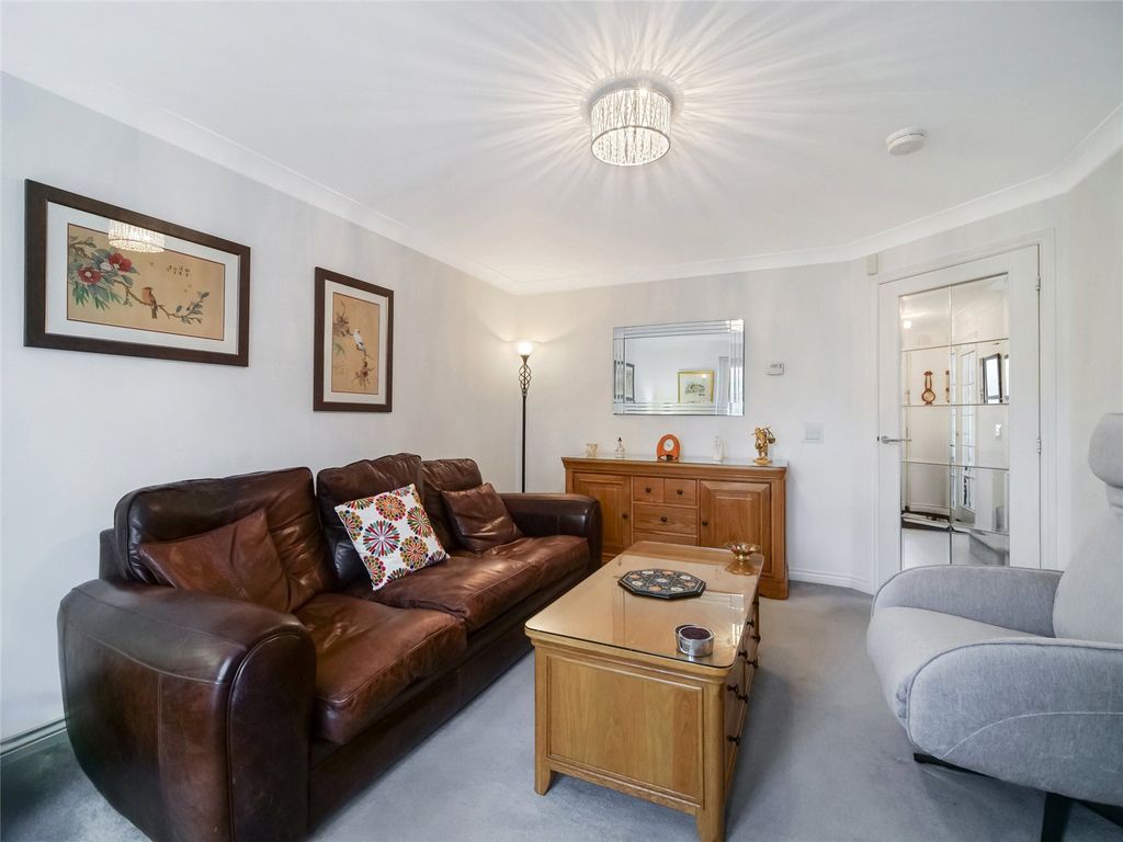 Property photo 3 of 21 Picture No. 22