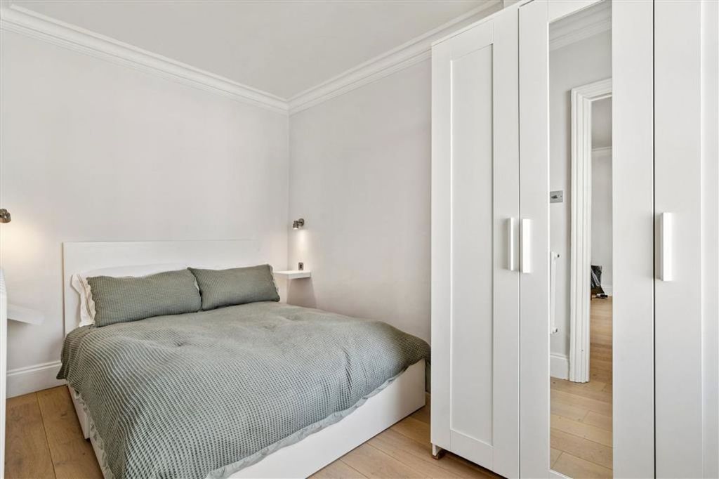 Property photo 3 of 5