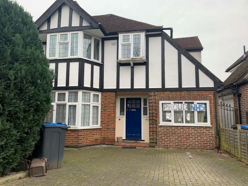 Property photo 1 of 5