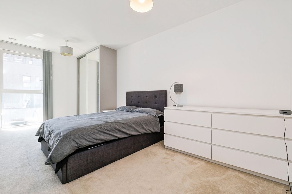 Property photo 1 of 16 Pbox-Img.Jpg