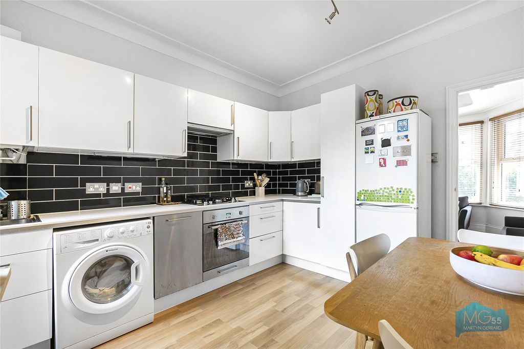 Property photo 2 of 10 Picture No. 07