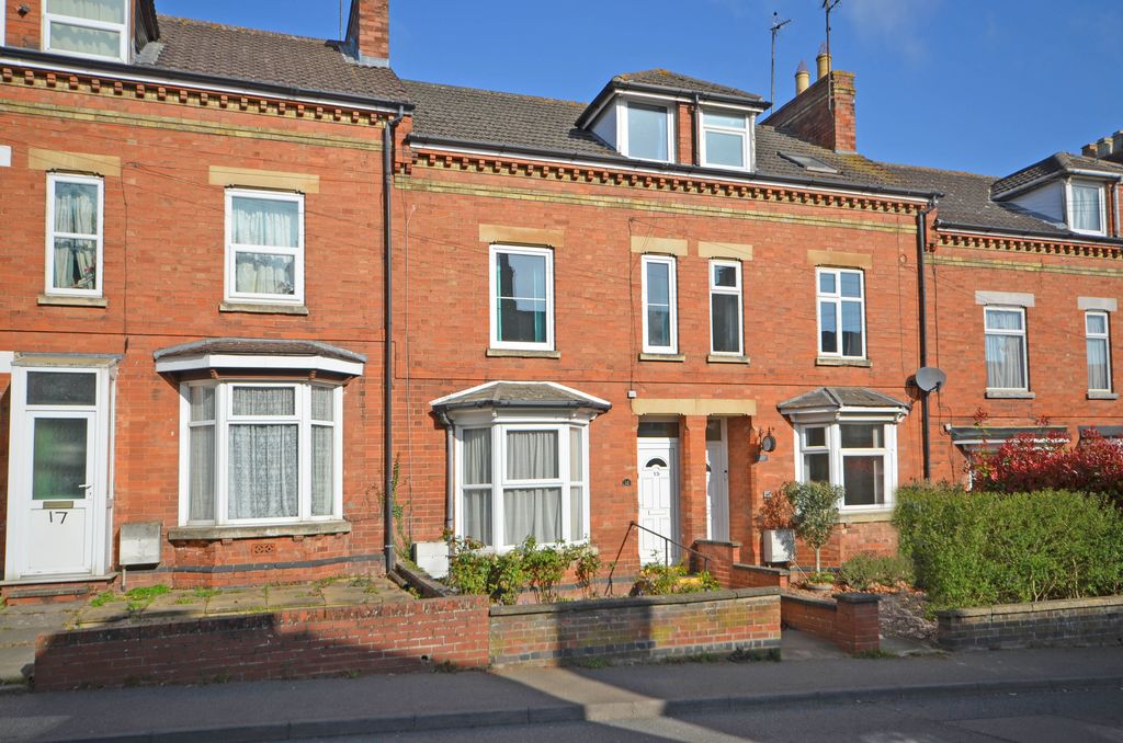 Property photo 1 of 30