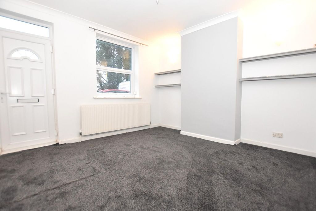 Property photo 2 of 12 Living Room.Jpg