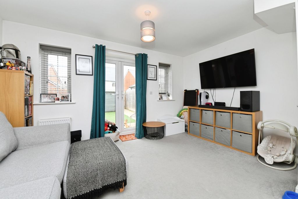 Property photo 2 of 14 Pbox-Img.Jpg