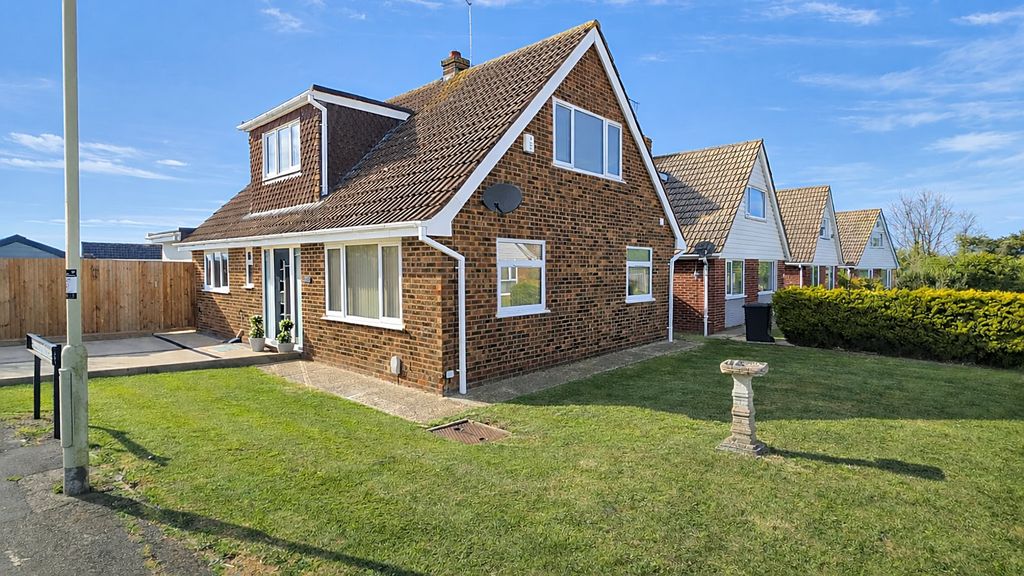 Property photo 2 of 27