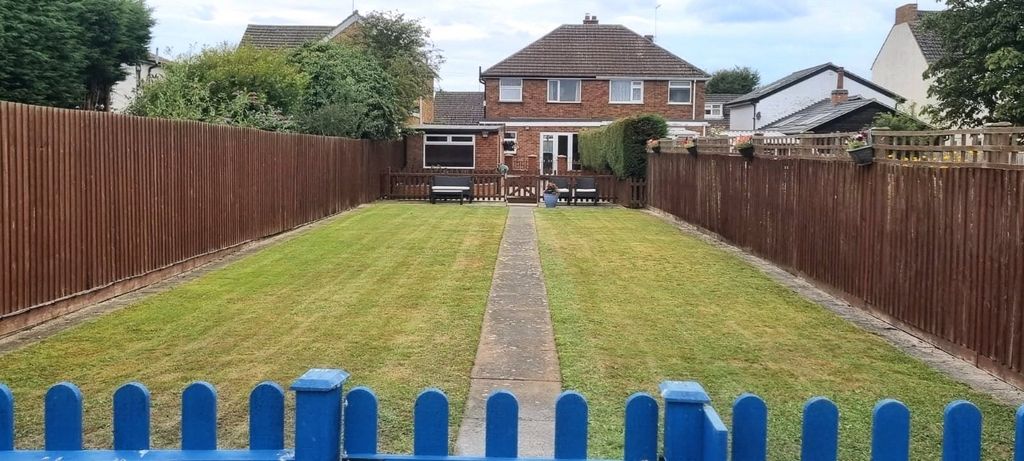 Property photo 3 of 26 Picture No. 35