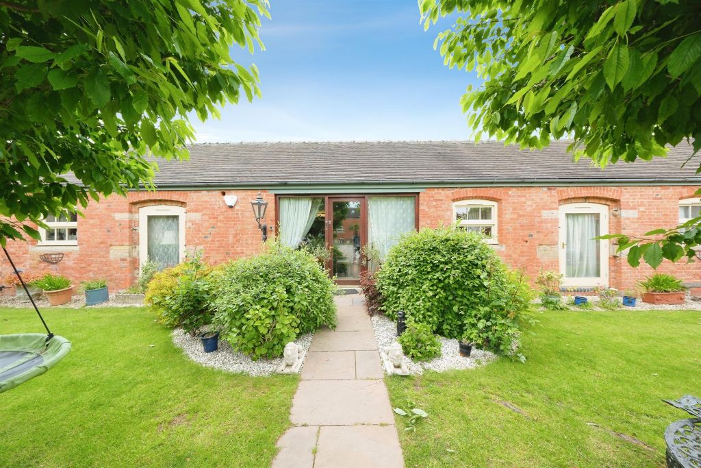 Property photo 2 of 20