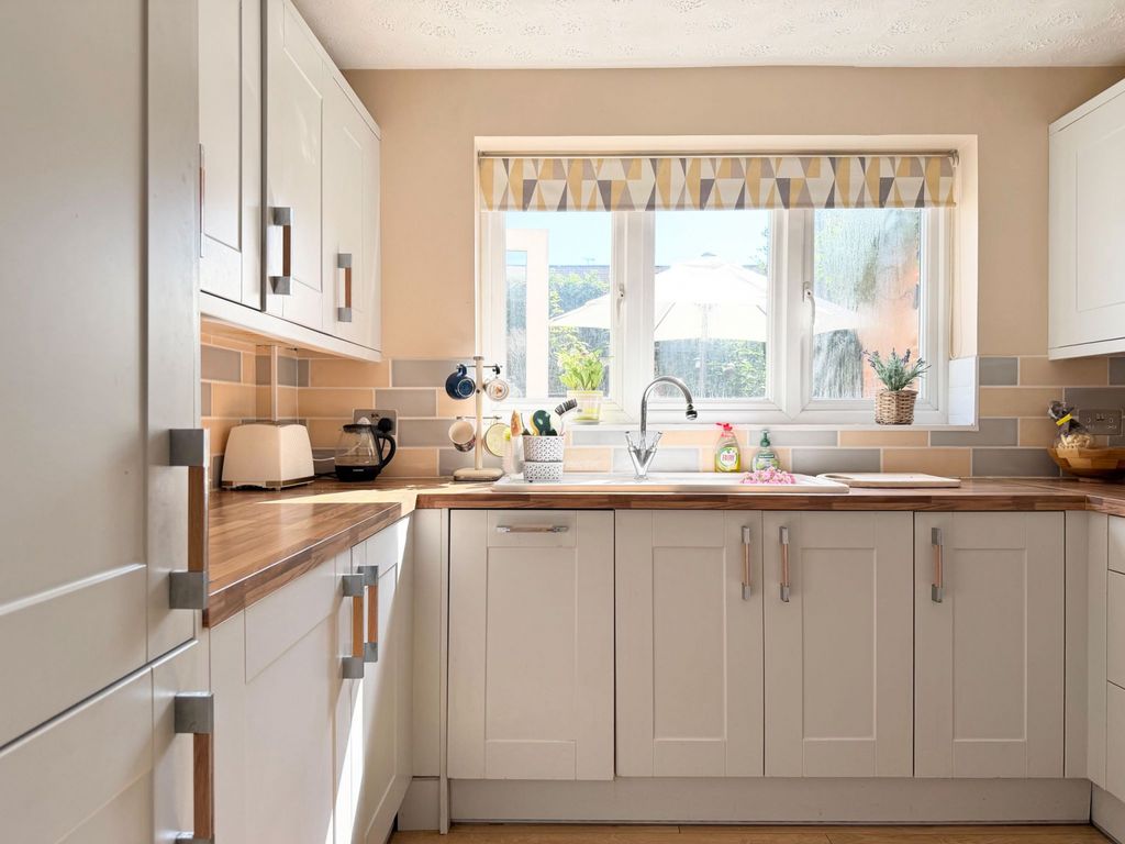 Property photo 3 of 22 Akeman Residential