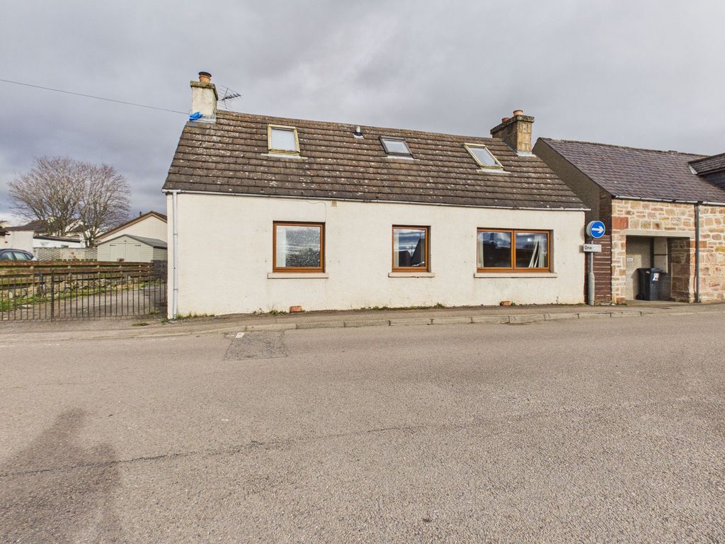 Property photo 3 of 36