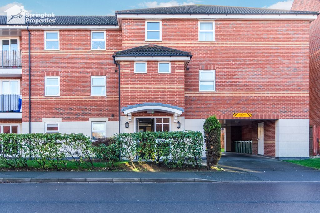 Property photo 1 of 12 Front View