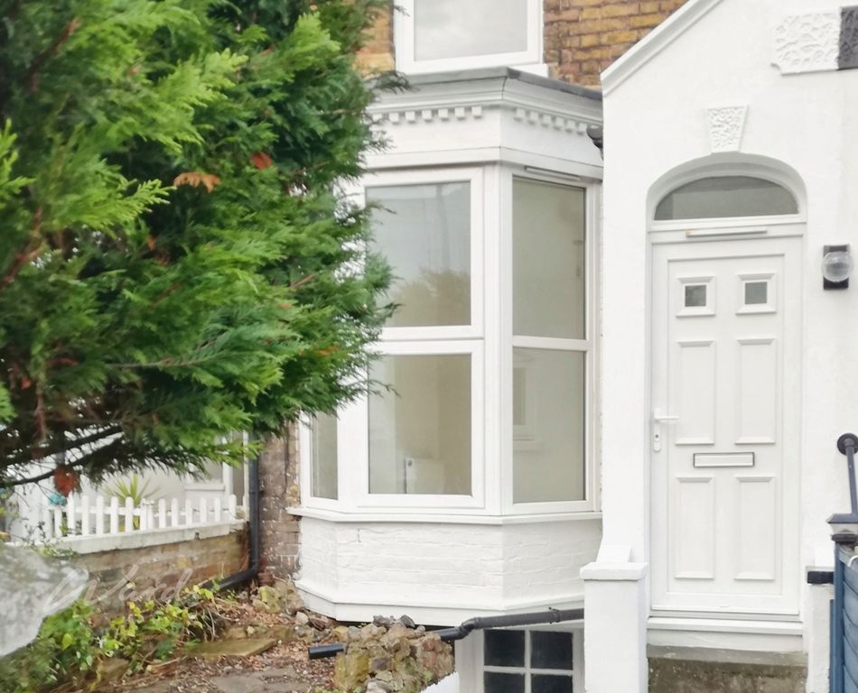 Property photo 1 of 16 Vale 61 Main Use