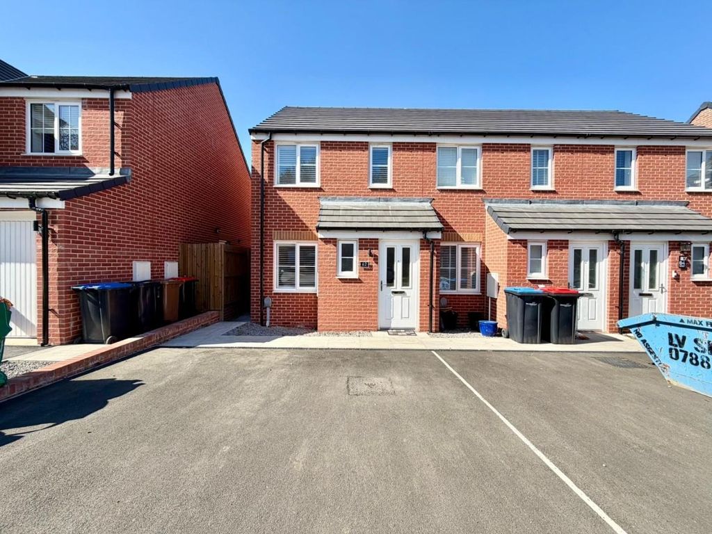 Property photo 1 of 15 Front