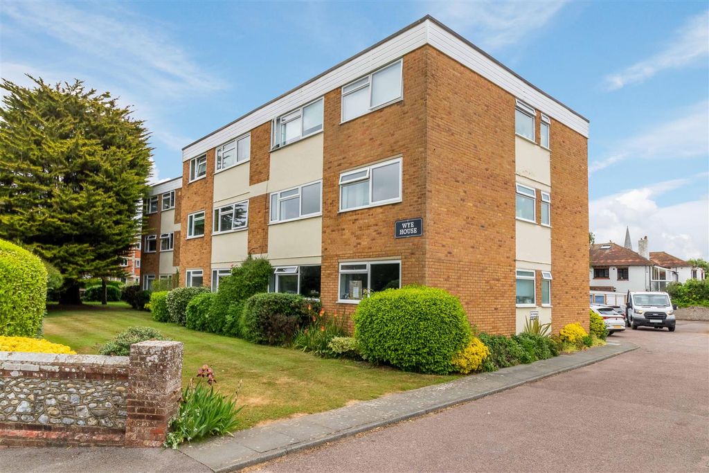 Property photo 1 of 14 Weyhouse-21.Jpg